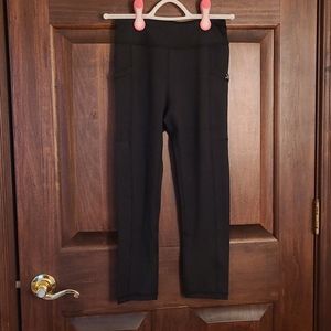 CVG Blacklisted capri legging